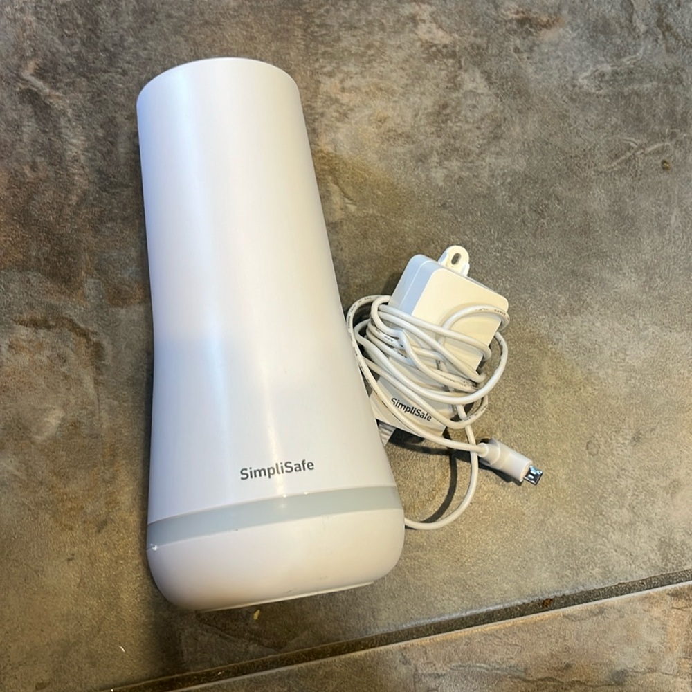 SimpliSafe Base Station